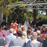 Ceremonia civil en jardín La Concepción Marbella. Español Sueco. Wedding ceremony in Marbella in Swedish and Spanish F01